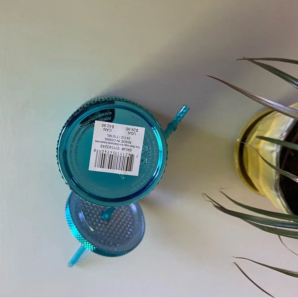 NWT Starbucks Summer 2023 Blue Chrome Studded Splash Bling Cold Cup